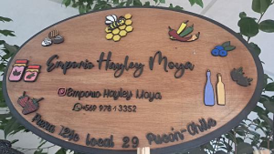 Emporio Hayley Moya.
